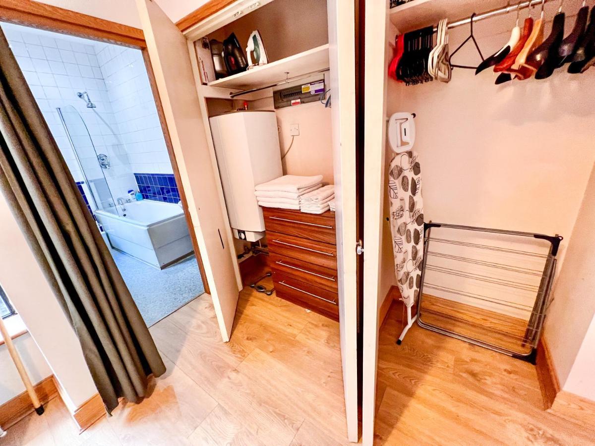 לונדון Superior Entire Apartment Between St Pauls Cathedral And Covent Garden מראה חיצוני תמונה
